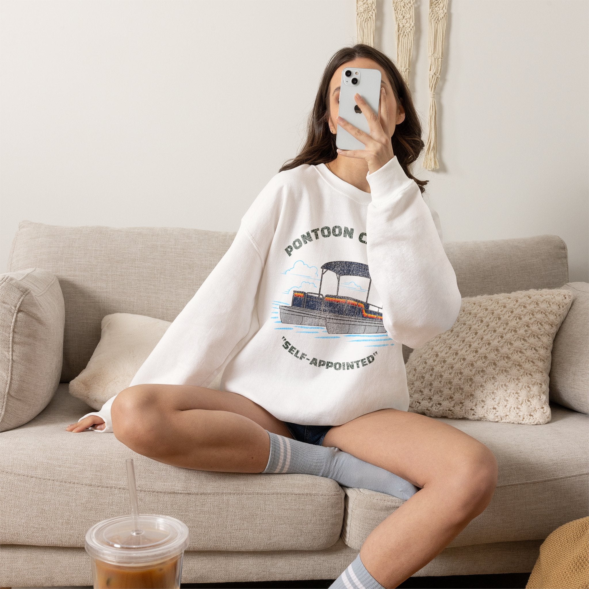 Pontoon Captain Crewneck